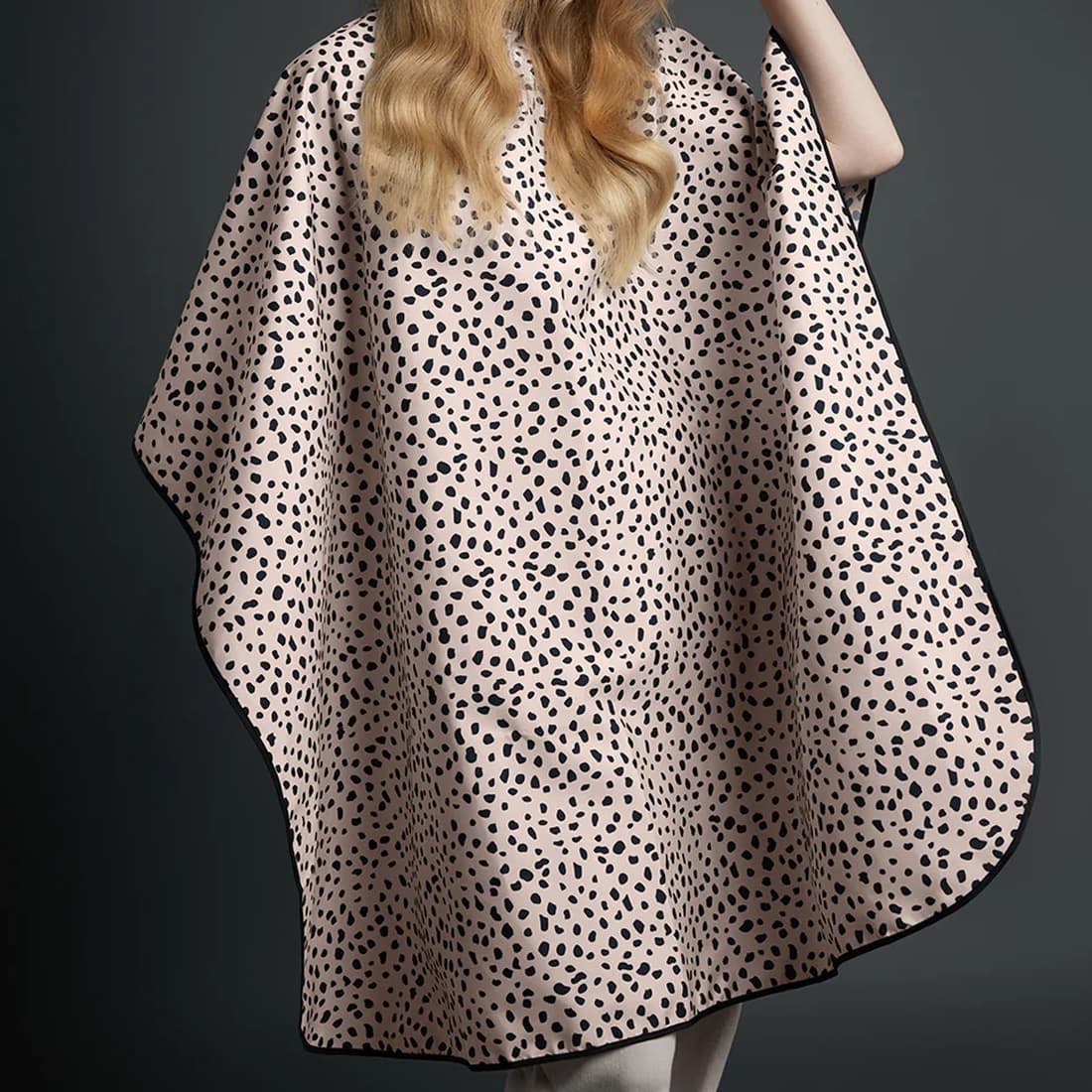 Fromm Cheetah Hairstyling Cape 44x58"